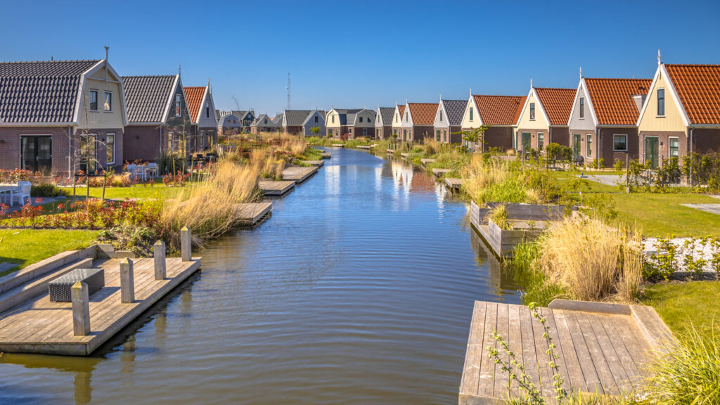 Een recreatiewoning klinkt misschien als een droom. Wij kunnen die droom waarmaken!